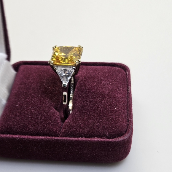 None Jewelry - Radiant Sterling 925 Silver With Diamonique Ring, Set In A Halo Design